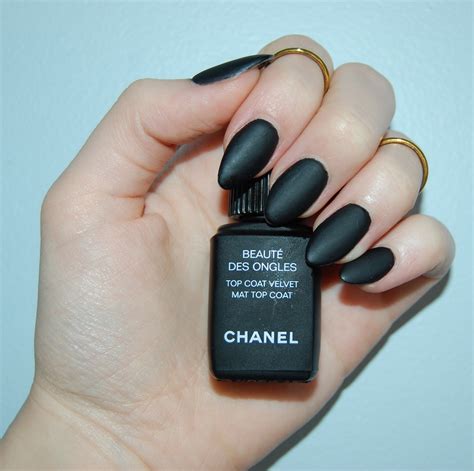 chanel nail top coat